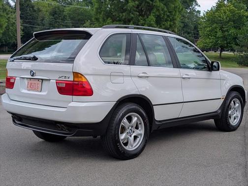 2003 BMW X5 4.4i