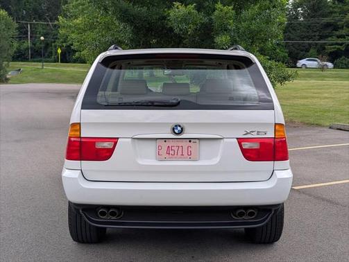 2003 BMW X5 4.4i
