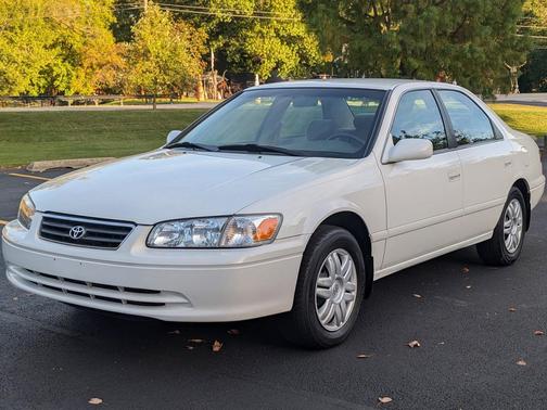 2000 Toyota Camry LE V6