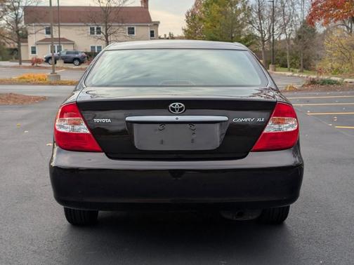 2004 Toyota Camry XLE