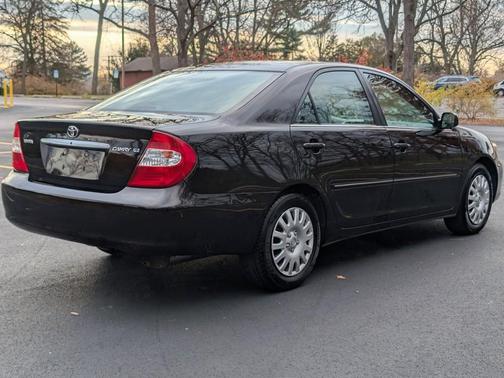 2004 Toyota Camry XLE