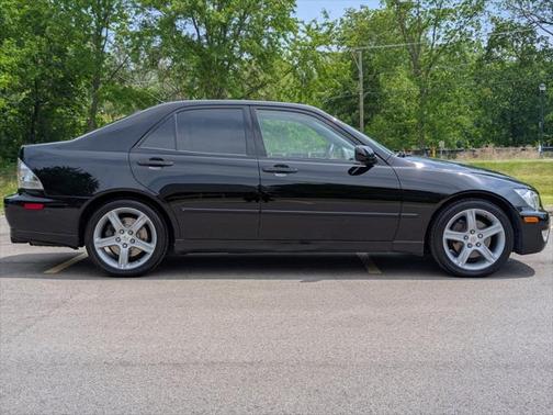 2001 Lexus IS 300 Base