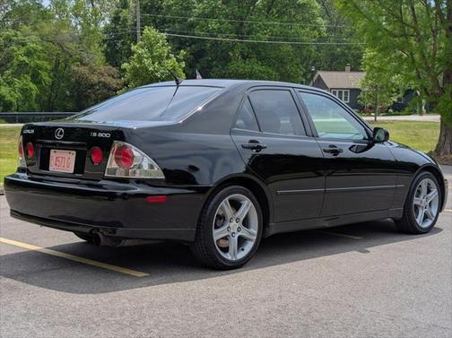 2001 Lexus IS 300 Base