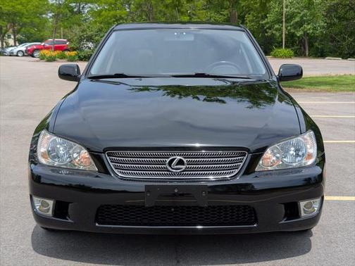 2001 Lexus IS 300 Base