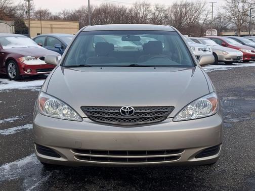 2003 Toyota Camry LE