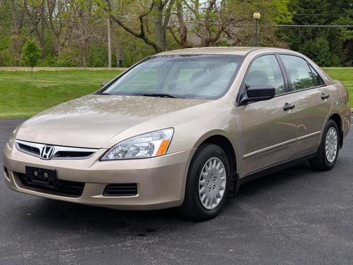 Gold 2007 Honda Accord VP