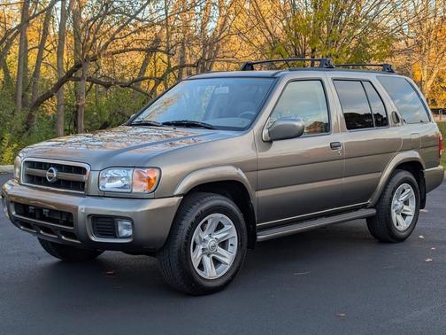 2003 Nissan Pathfinder SE
