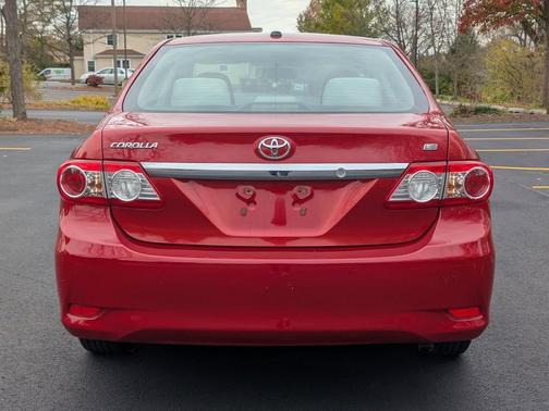 2011 Toyota Corolla LE
