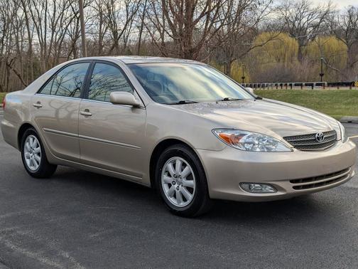 2003 Toyota Camry XLE V6