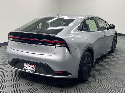 2024 Toyota Prius LE