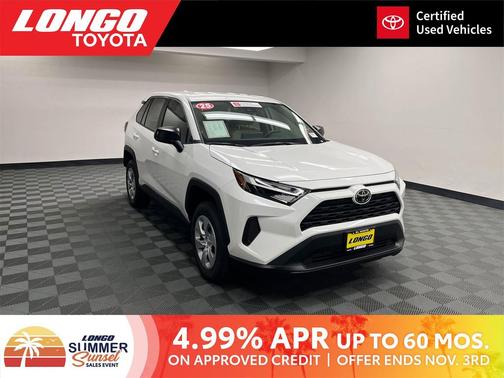 2025 Toyota RAV4 LE