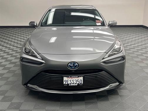 2022 Toyota Mirai Base