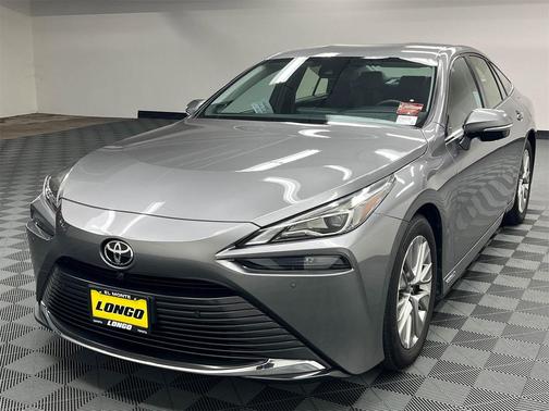 2023 Toyota Mirai Base