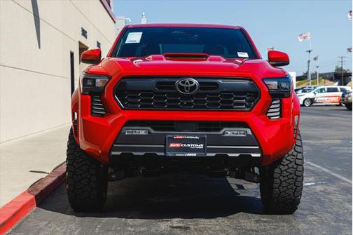2025 Toyota Tacoma TRD Sport