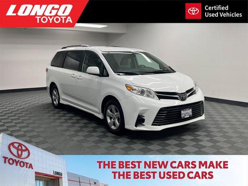 2020 Toyota Sienna LE