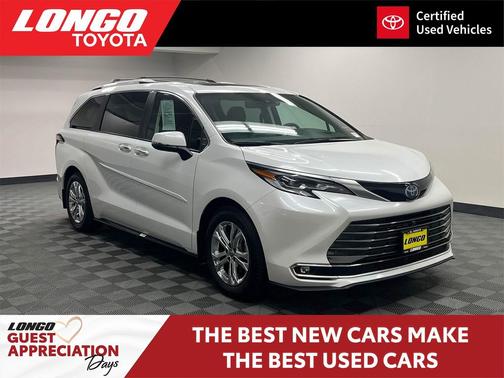 2023 Toyota Sienna Platinum 7 Passenger