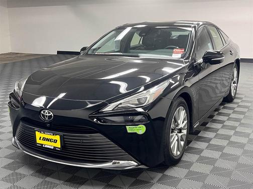 2023 Toyota Mirai Base