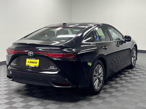 2023 Toyota Mirai Base
