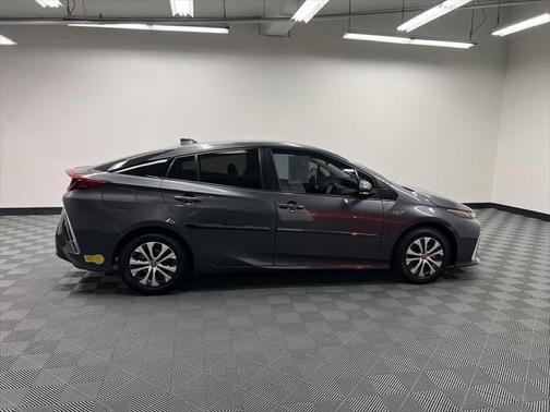 2022 Toyota Prius Prime XLE