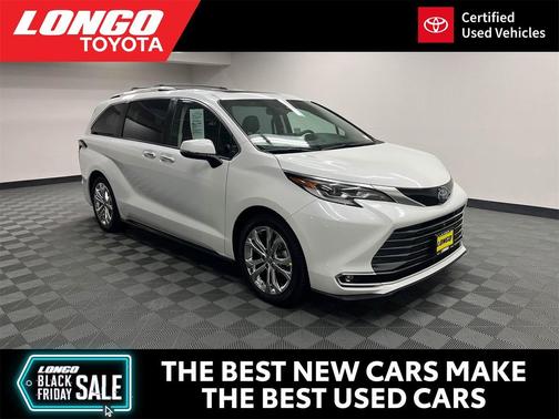 2022 Toyota Sienna Platinum