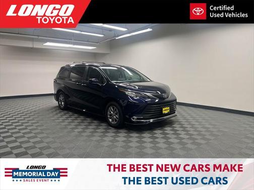 2023 Toyota Sienna XLE 8 Passenger