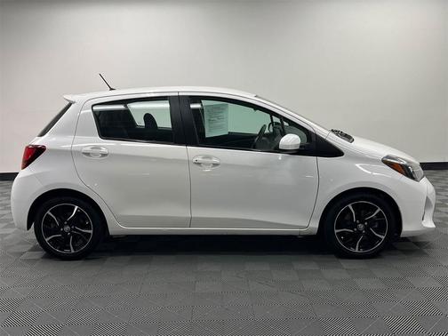 2017 Toyota Yaris L