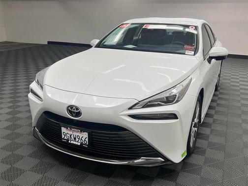 2023 Toyota Mirai Base