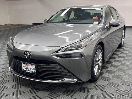 2023 Toyota Mirai Base