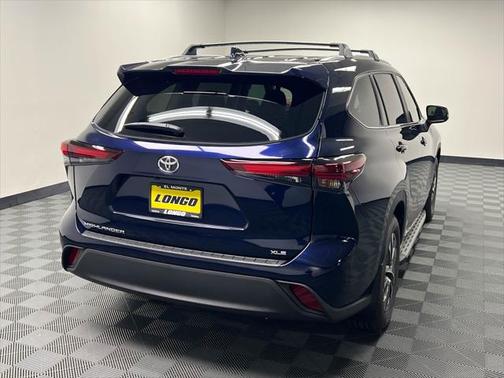 2025 Toyota Highlander XLE