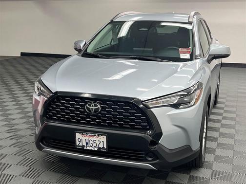 2023 Toyota Corolla Cross LE