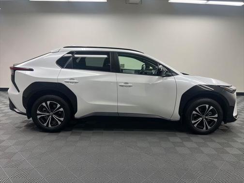 2023 Toyota bZ4X XLE