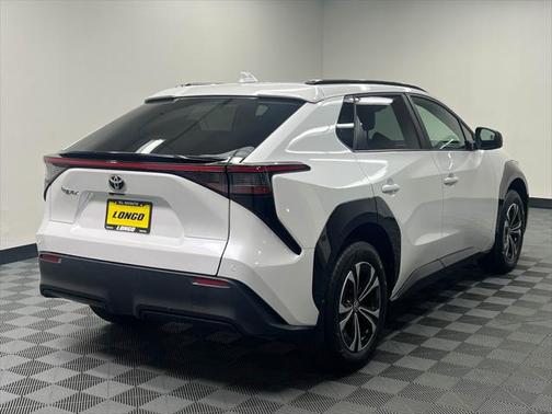 2023 Toyota bZ4X XLE