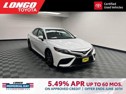 2024 Toyota Camry SE