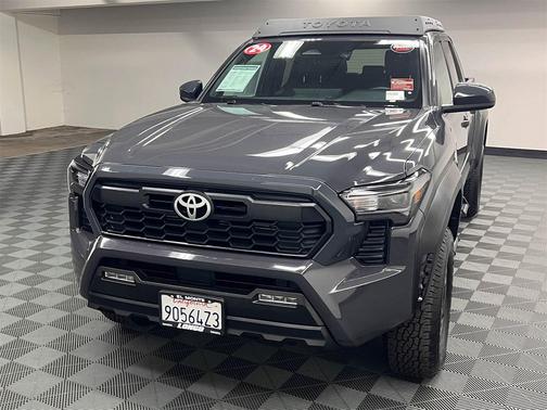 2024 Toyota Tacoma TRD Off Road