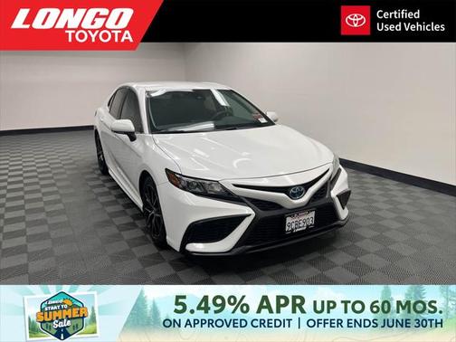 2022 Toyota Camry SE