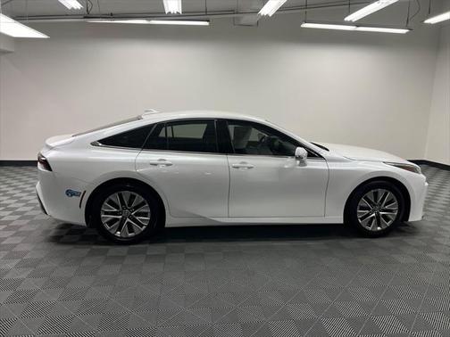 2021 Toyota Mirai Base