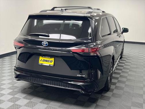 2024 Toyota Sienna XSE 7 Passenger