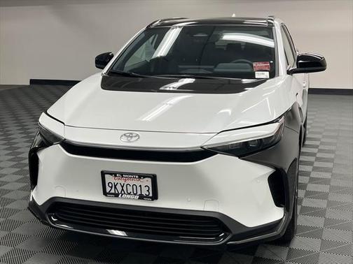 2023 Toyota bZ4X XLE