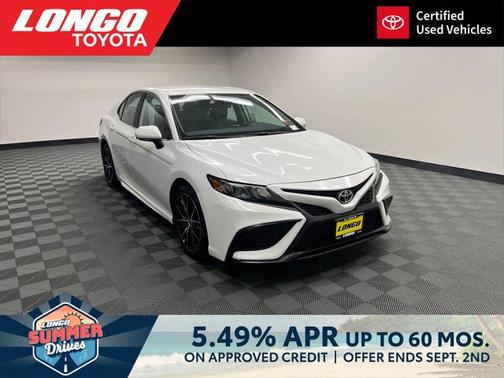 2022 Toyota Camry SE