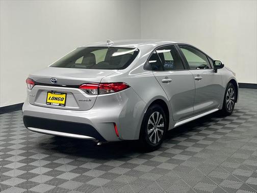 2022 Toyota Corolla Hybrid LE