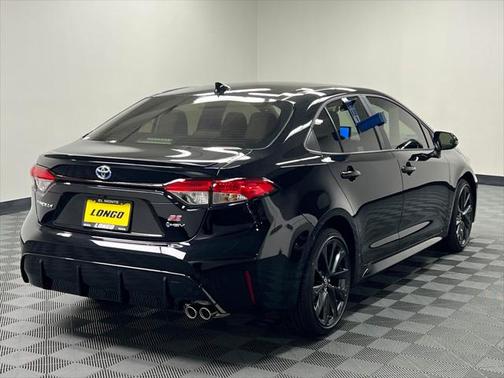 2025 Toyota Corolla Hybrid SE