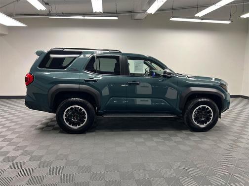 2025 Toyota 4Runner TRD Off Road