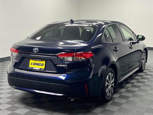 2022 Toyota Corolla Hybrid LE