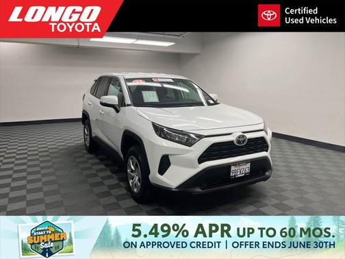 2022 Toyota RAV4 LE