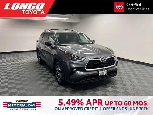 2022 Toyota Highlander XLE