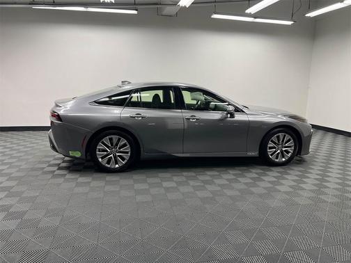 2022 Toyota Mirai Base