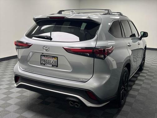 2024 Toyota Highlander XSE