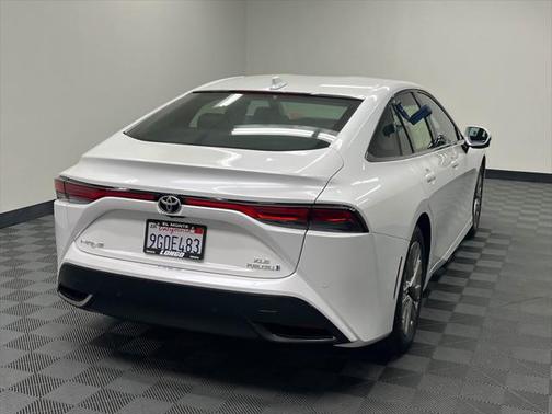 2023 Toyota Mirai Base