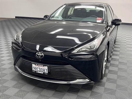2024 Toyota Mirai Base