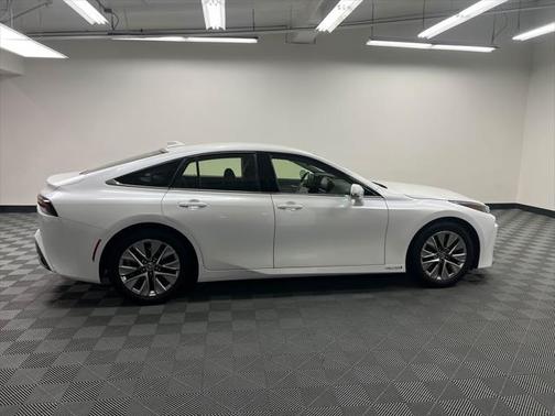 2022 Toyota Mirai Base